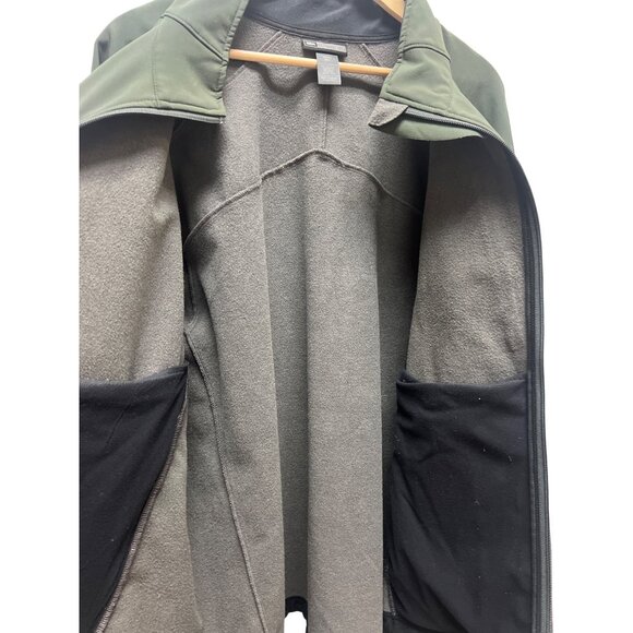 REI Green and Black Full Zip Softshell Outdoor Jacket - Picture 7 of 7
